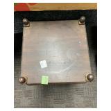 Three-Tier Wooden Shelf Unit with Finials