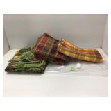 Tablecloths with Plaid and Fruit Designs