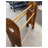 Wooden Quilt Rack With Heart Cutout Design