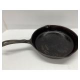 Wagner's 1891 Cast Iron Skillet with Pouring Spout