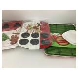 Holiday Baking Pans and Accessories