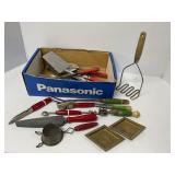 Kitchen Utensils and Accessories Lot
