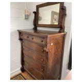 Quarter-Sawn Oak Dresser With Mirror