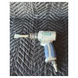 Kobalt air chisel