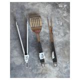 Three-piece barbecue grill tools