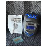 Chicago electric auto darkening welding helmet