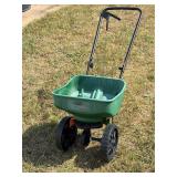 Scotts Turf Builder fertilizer spreader