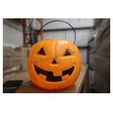 Trick Or Treat Buckets (240)