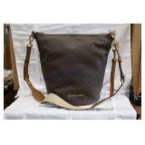 Purses (90)