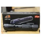 Flashlight/ Stungun (100)