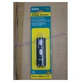 Voltage Detector (600)