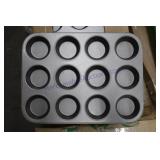 Muffin Pans (210)