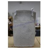 Bags (600)
