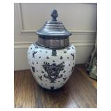 United Wilson Porcelain Factory Porcelain Urn