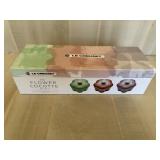 Le Creuset Mini Flower Cocottes (new still in box)