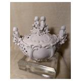 Italian Rococo Ceramic Potpourri Lidded Bowl