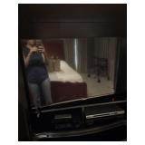 Samsung 43' TV and Sony DVD Player
