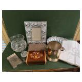 Assorted Decorative Items