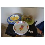 Plastic bowls, 2 plates, cups