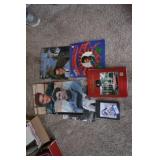 Elvis, 2 records, 2 calendars, book