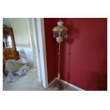 Floor lamp with prisms