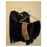 Fur collared sweater and fur collars size 12/14