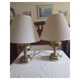 2 matching lamps