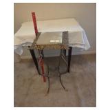Brass and marble pedestal stand, cracked top
