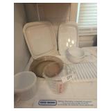 Assortment of Pyrex and Corning ware