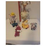 Clown musical, 3 clowns, vase (broken)