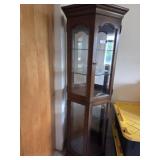 Lighted curio cabinet 6 ft tall