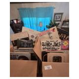 2 boxes size 33 records