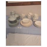 Noritake china, eggshell natkins china