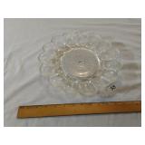 IG hobnail and shell egg dish