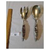 Serving utensils