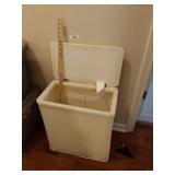 Vintage Clothes/Linen Hamper