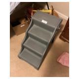 Plastic folding 3 step stool