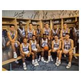 Unforgettables signed photo of UK basketball