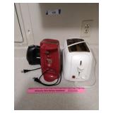 Misc Small Kitchen Appliances & Lamp (Lamp has no