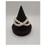 Pair of Cultured Pear Bracelets on Elastic Bands