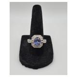 Sterling 925 Ring w Blue Center Stone- 7.3 Grams