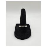 Sterling 925 Ring w Stones- 3.2 Grams