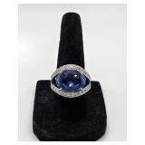 Sterling 925 Ring w Blue Center Stone- 7.5 Grams