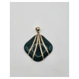 10KT Gold and Green Stone Pendant- 8.6 Grams