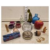 Trinket Lot  - Pilgrim Glass Cat, Napkin Rings,