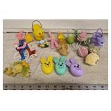 Qty of Vtg Easter Decor - Plastic