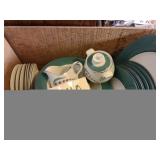 Cavalier Eggshell 8 pc m/L dishes
