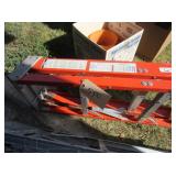 4' Lewisville Fiberglass ladder