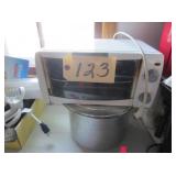 Rival toaster oven, stock pot