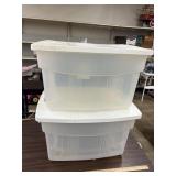 2 stackable 21 gal totes, bid x2